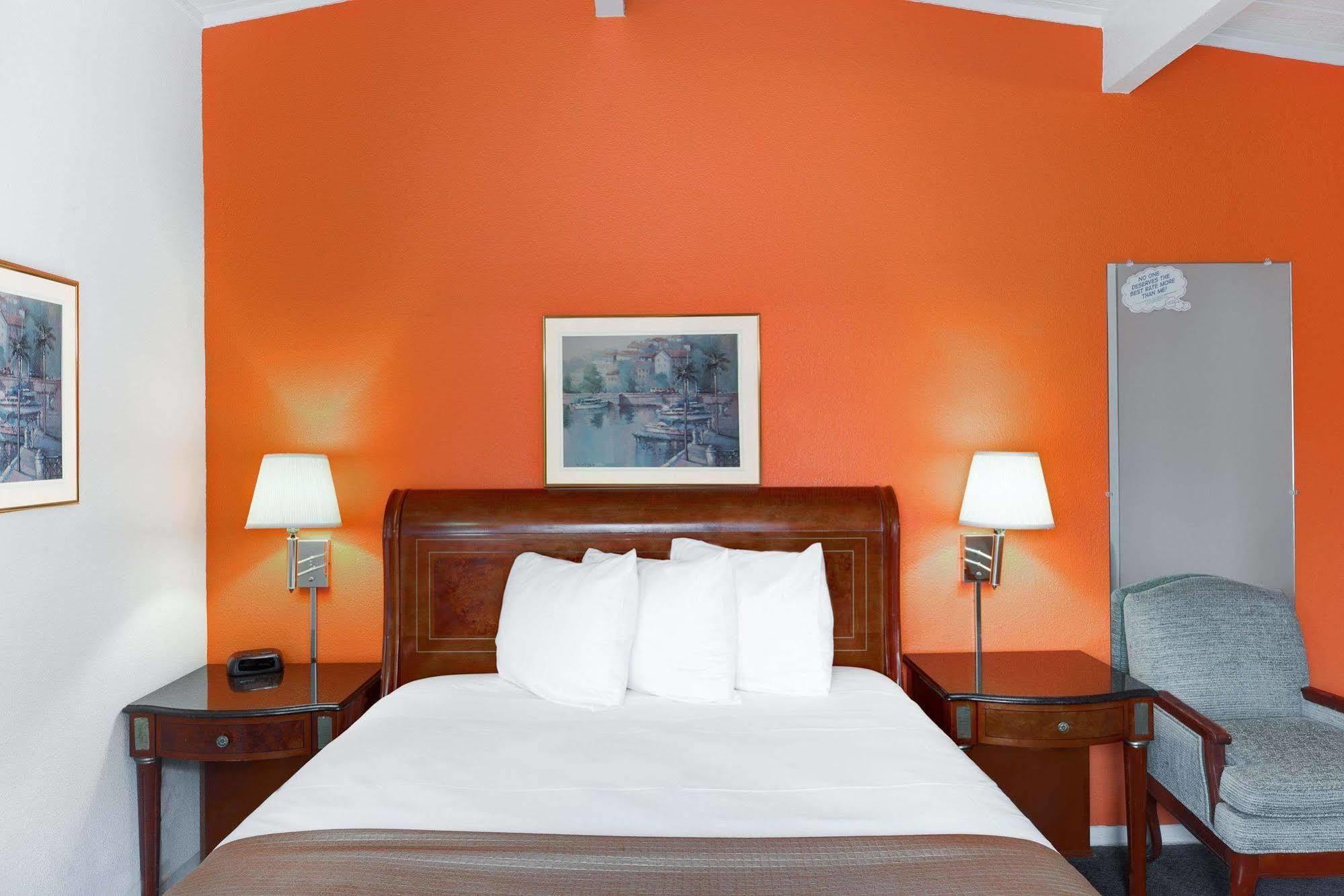 Surestay Hotel By Best Western Seaside Monterey Exterior foto